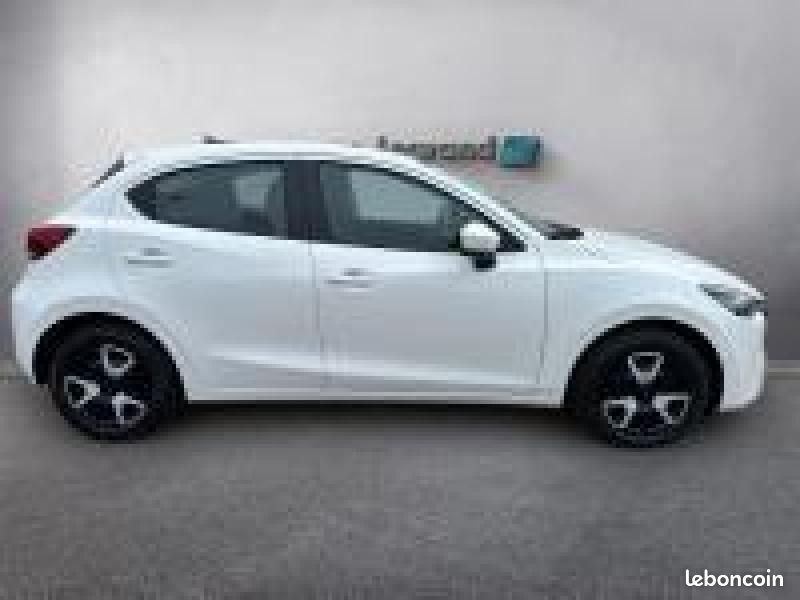 Mazda Mazda 2 1.5 e-SKYACTIV G M Hybrid 90ch Centre-Line 2023 (image 4)