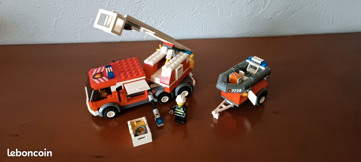 Lego city pompiers 7239 complet (image 4)
