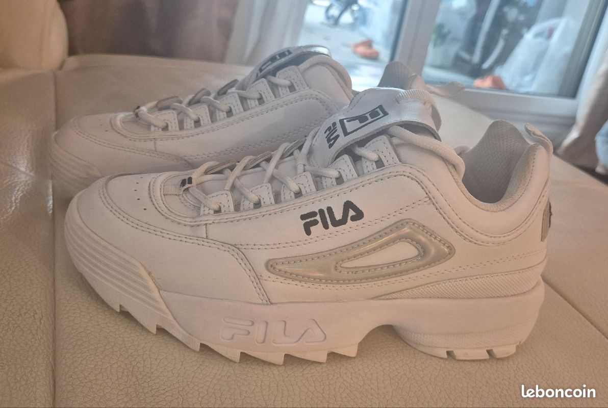Baskets Fila Disruptor II blanches – Taille (US UK