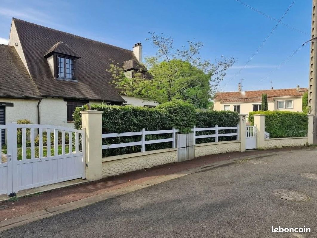Maison 7 pièces 150 m² · à Combs-la-Ville · 150 m² · 499 000 €