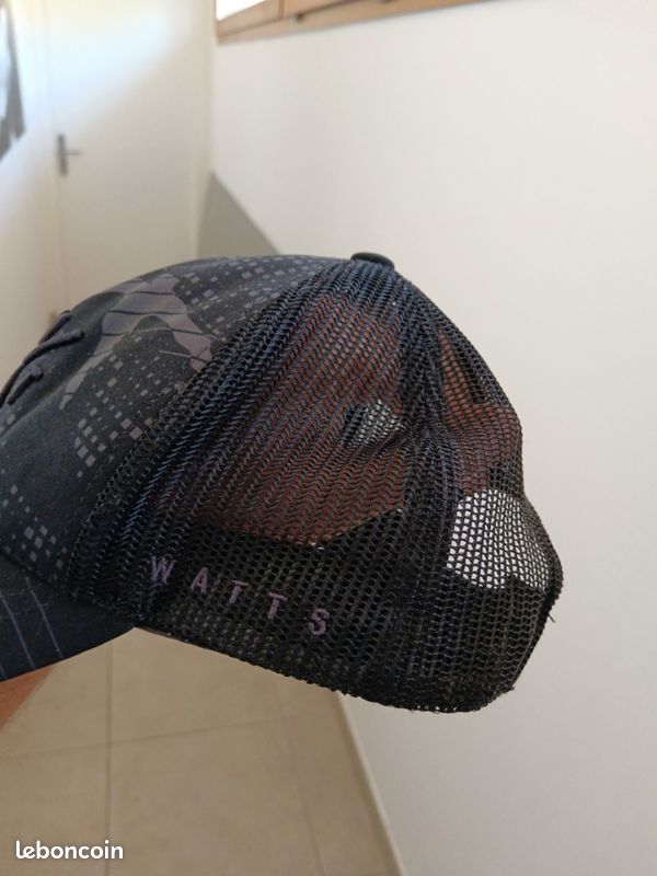 Casquette noire Watts superbe état nickel (image 3)
