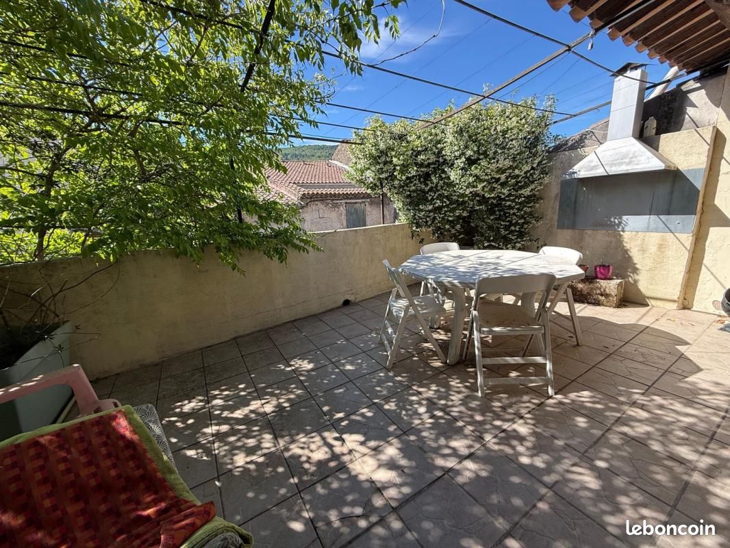 Maison 6 pièces 119 m² · à Alleins · 119 m² · 335 000 €
