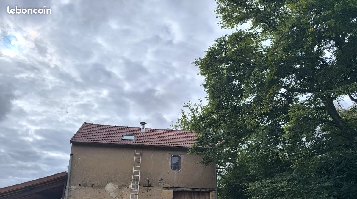 Maison 5 pièces 120 m² · à Châteaumeillant · 120 m² · 190 000 €