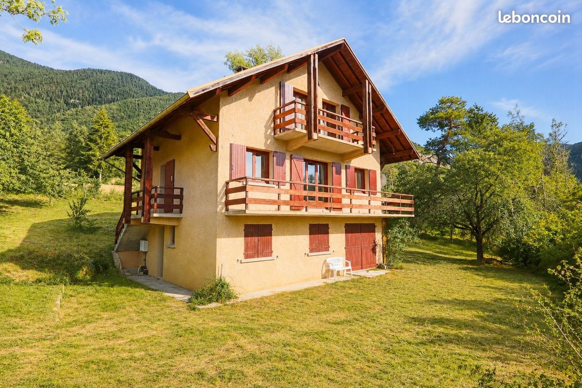 Maison 5 pièces 93 m² · à Guillestre · 93 m² · 450 000 €