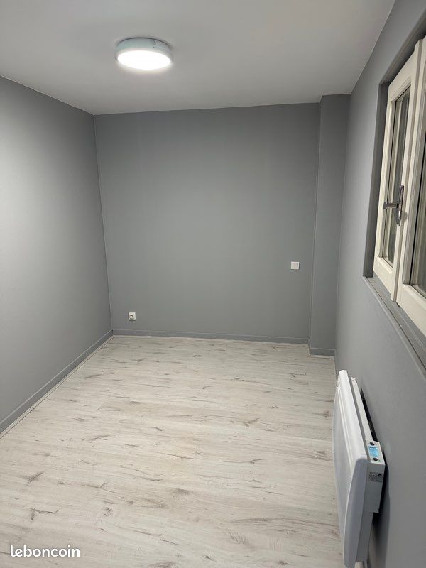 Appartement 1 pièce 14 m² · à Poitiers · 13,6 m² · 350 €/mois
