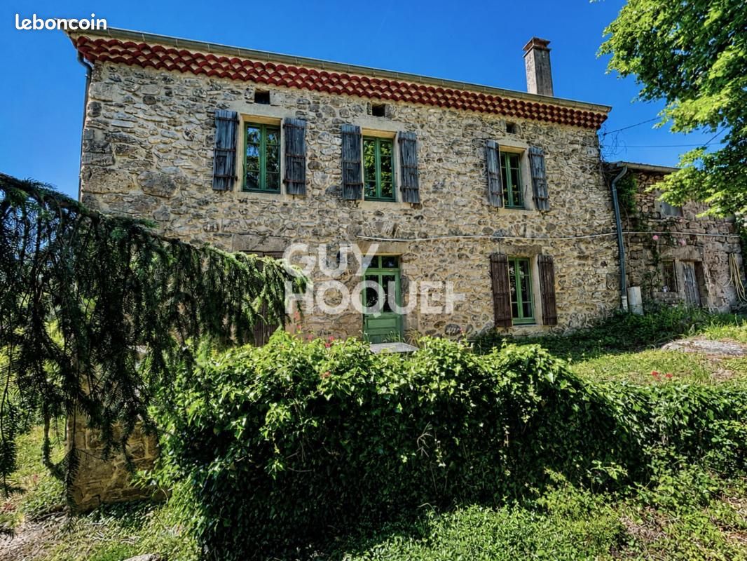 Maison 7 pièces 200 m² · à Alboussière · 200 m² · 300 000 €