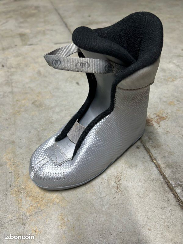 35 36 37 38 39 40 41 EU chaussures de ski enfant DALBELLO Canton Berne