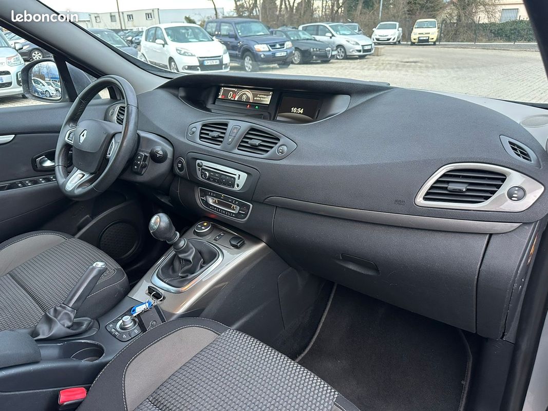 RENAULT Scénic III XMOD 1.2 TCe S&S 115 CV REVISE GARANTIE (image 5)