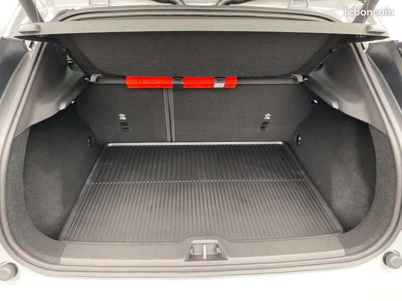 Volvo EX30 Single Extended Range 272ch Ultra (image 10)