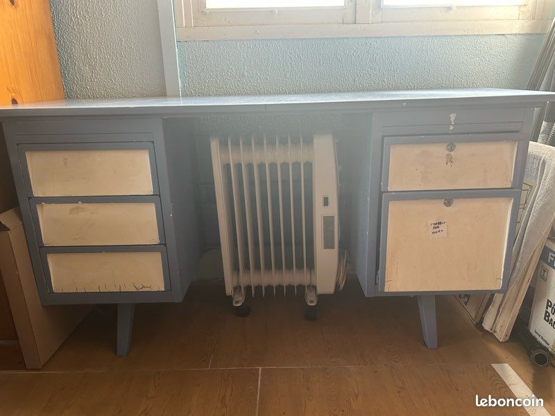 Bureau pur fer blanc et bleu (image 1)