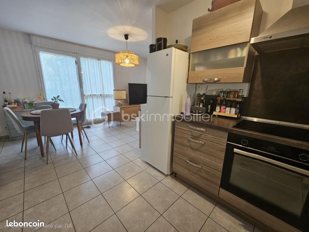 Appartement 2 pièces 51 m² · à Seyssinet-Pariset · 51 m² · 165 000 €