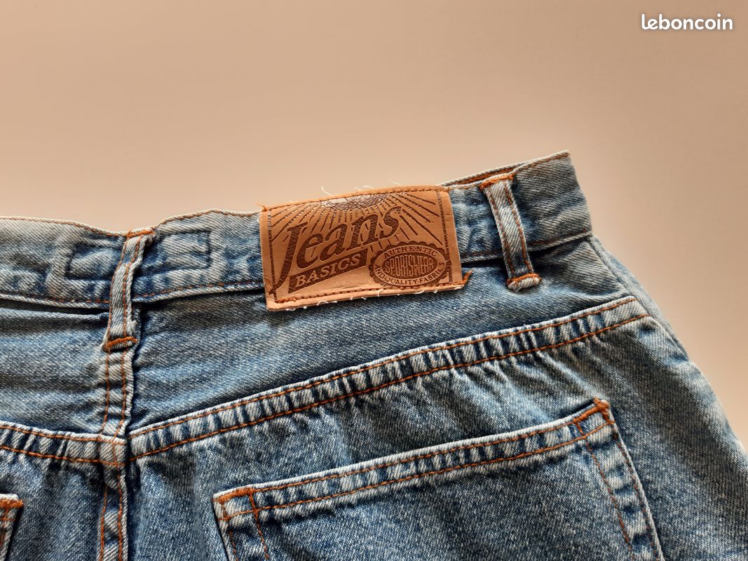Short en jean court (image 3)
