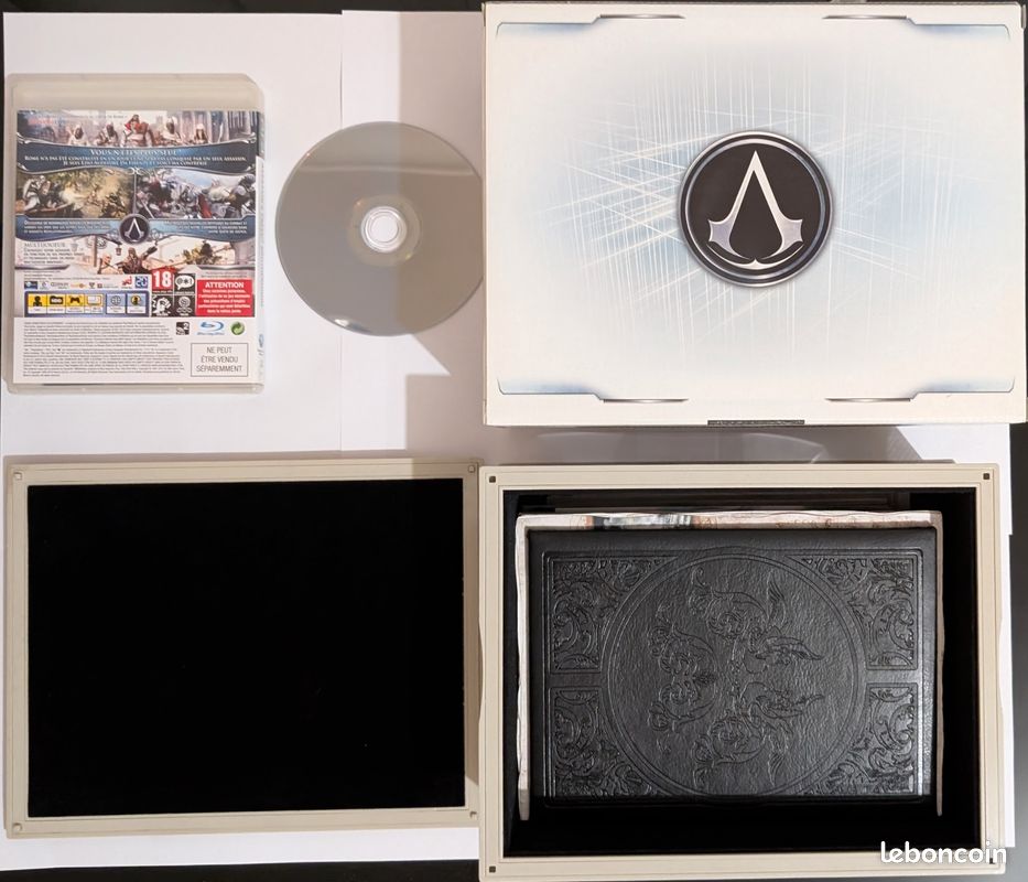 Assassin's Creed Brotherhood Codex Edition PS3 - Boîte Et Contenu Sans Jeu - Comme Neuf