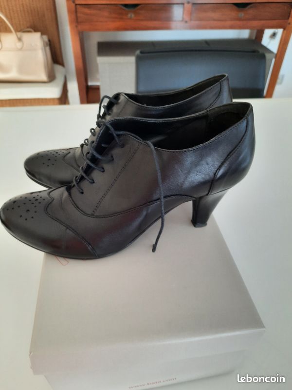 Bottines noires (image 1)