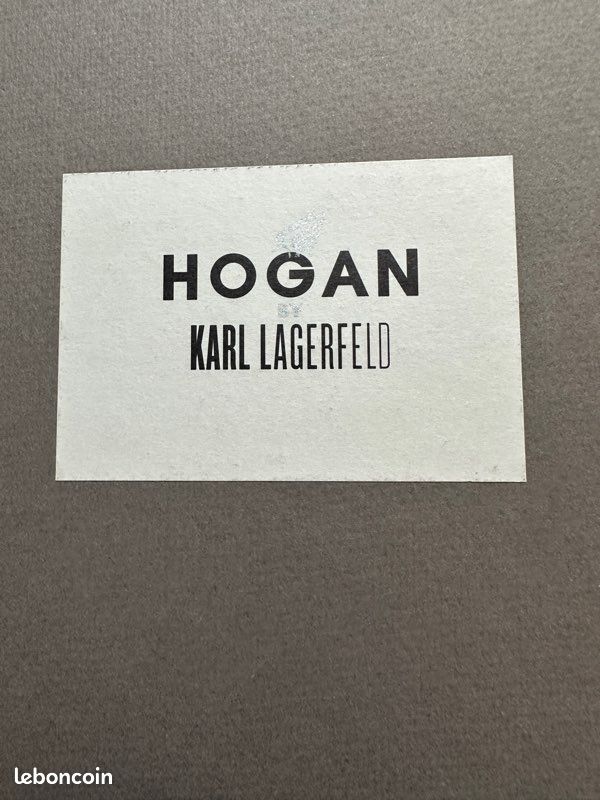 Livret HOGAN Karl Lagerfeld (image 1)