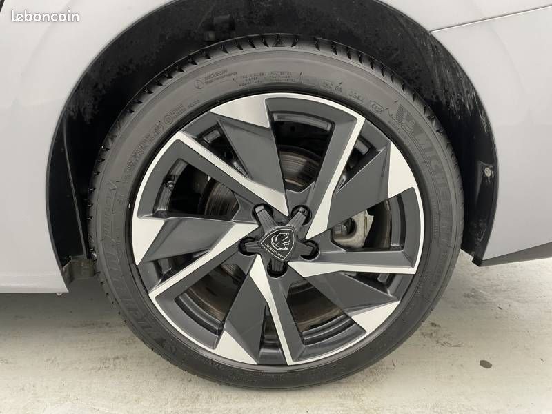 Peugeot 308 SW BlueHDi 130ch S&S EAT8 Allure (image 16)