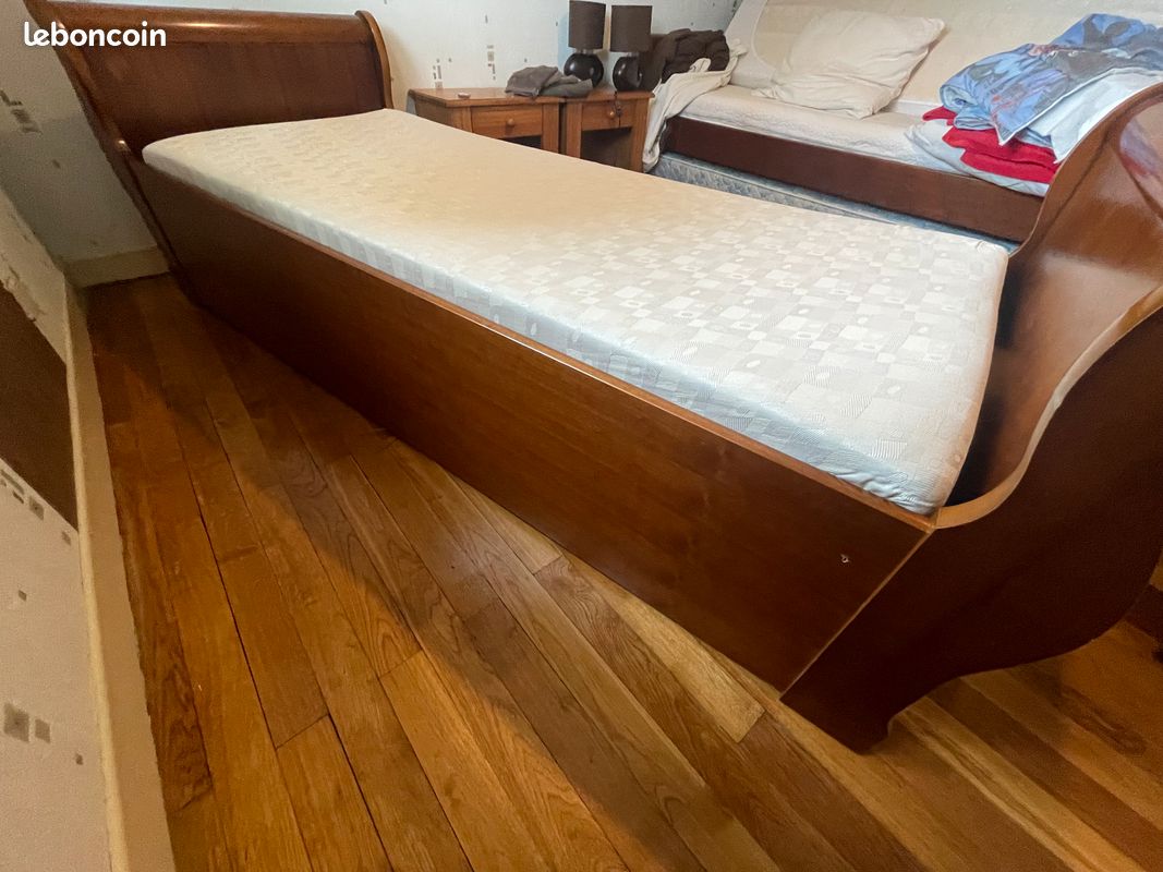 Lot de 2 lits avec matelas et 2 lits de camps (image 8)