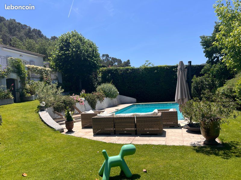 Maison 5 pièces 190 m² · à Auriol · 190 m² · 895 000 €