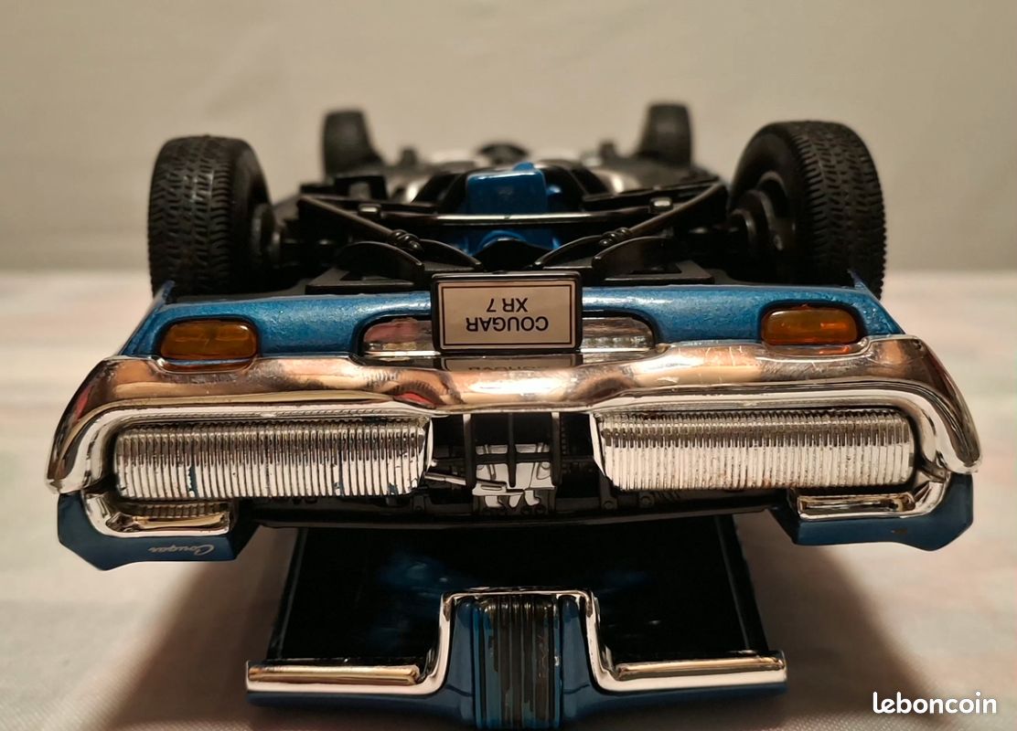Ford Cougar Miniature De Collection échelle 1/18 – Bleu Métal Par ACTION, état Neuf Sous Emballage D'origine