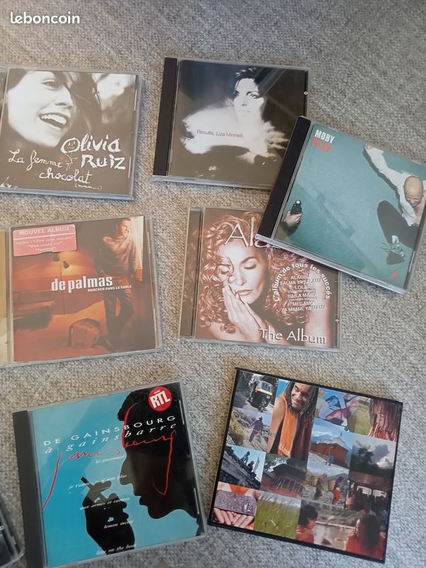 Lot de 10 albums, artistes variés, très bon état (image 1)