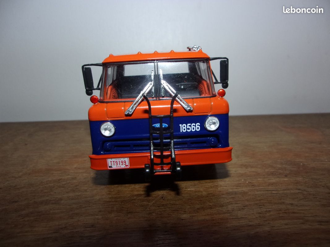 Miniature Ixo Altaya 1/43 White 7400 - Camion Semi-Remorque - Occasion