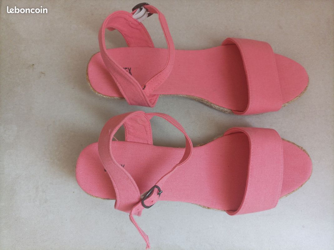 Chaussures espadrilles corail neuves (image 9)