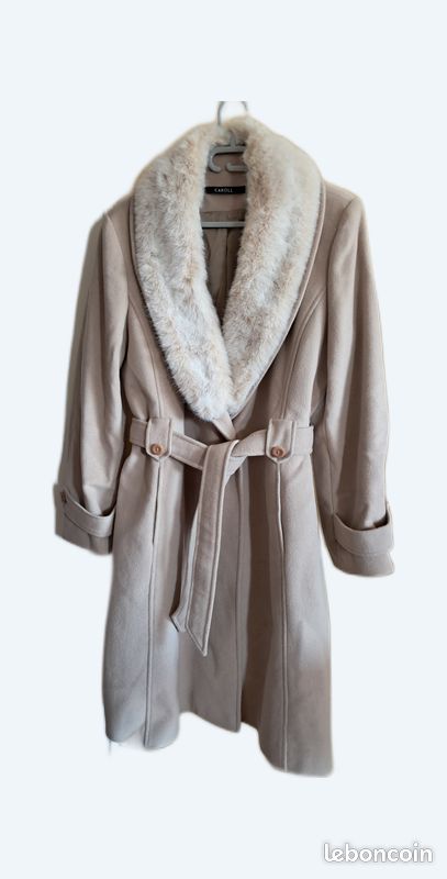 Manteau Trench Beige Caroll Pour Femme - Taille 42 (équiv. 36) - Occasion Très Bon état - Style Vestiale Chic