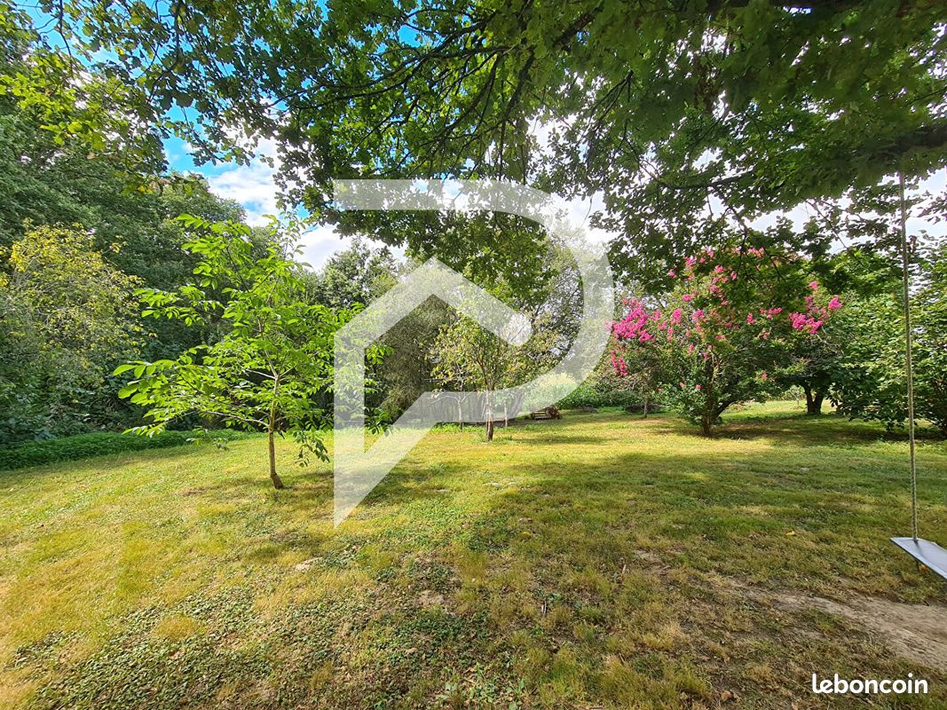 Maison 8 pièces 225 m² - Amou 40330 (image principale 17)