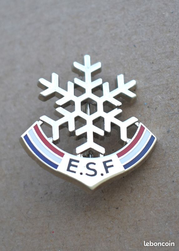 2# MÉDAILLE BROCHE Insigne de Ski ESF FLOCON ancienne version (n°8) EUR 8,90 - FR