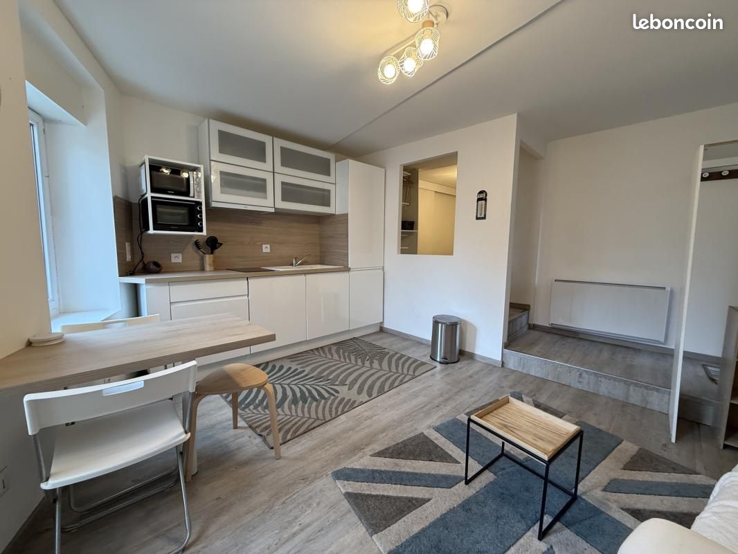 Appartement 2 pièces 27 m² · à Cholet · 27 m² · 525 €