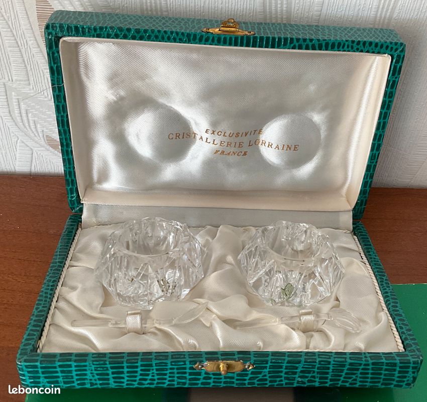Salière et poivrière en cristal (image 5)