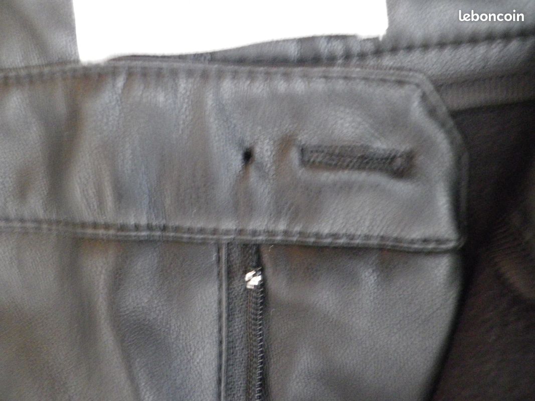 Pantalon simili cuir noir "Mango MNG", taille 34 (image 4)