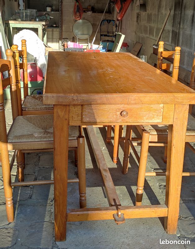 Table ois massif + 4 chaises (image 1)