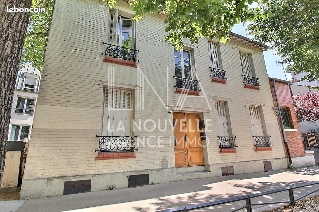 Local commercial 140 m² · à Les Lilas · 140 m² · 880 000 €