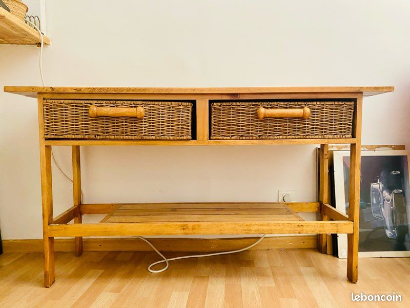 Console (image 1)