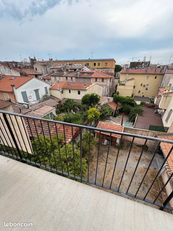 Appartement 3 pièces 66 m² · à Antibes · 66 m² · 678 000 €