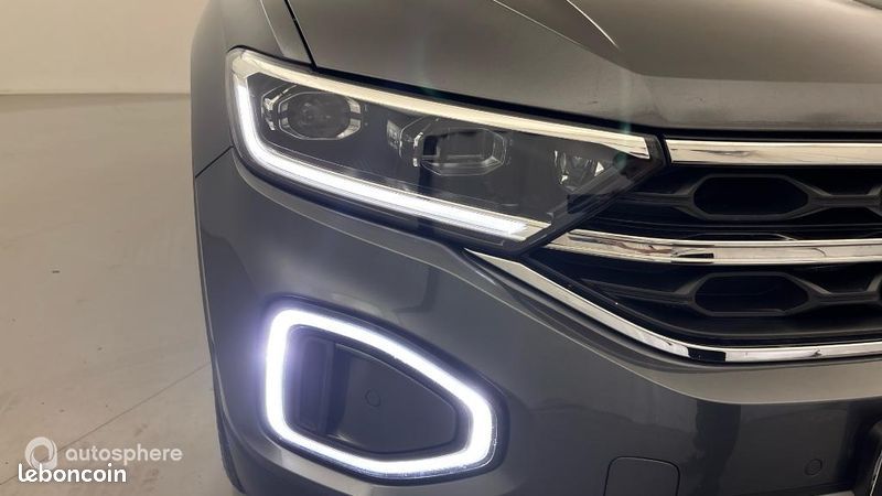 Volkswagen T-Roc 1.5 TSI EVO 150ch Style DSG7 (image 17)
