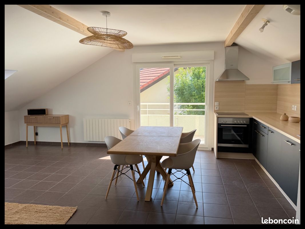 Appartement 3 pièces 75 m² · à Thonon-les-Bains · 75 m² · 1 280 €