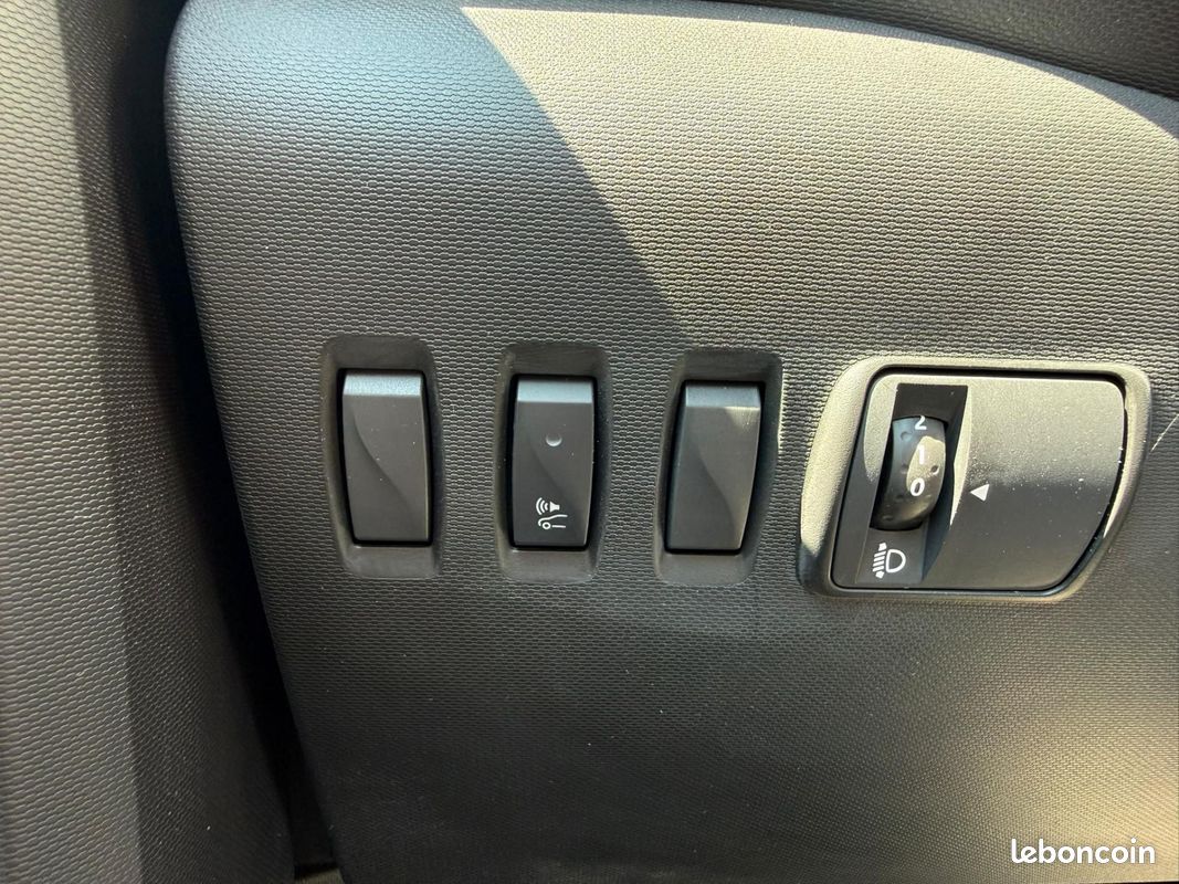 RENAULT TWINGO E-Tech Electrique Achat intégral III BERLINE Zen PHASE 2 (image 10)