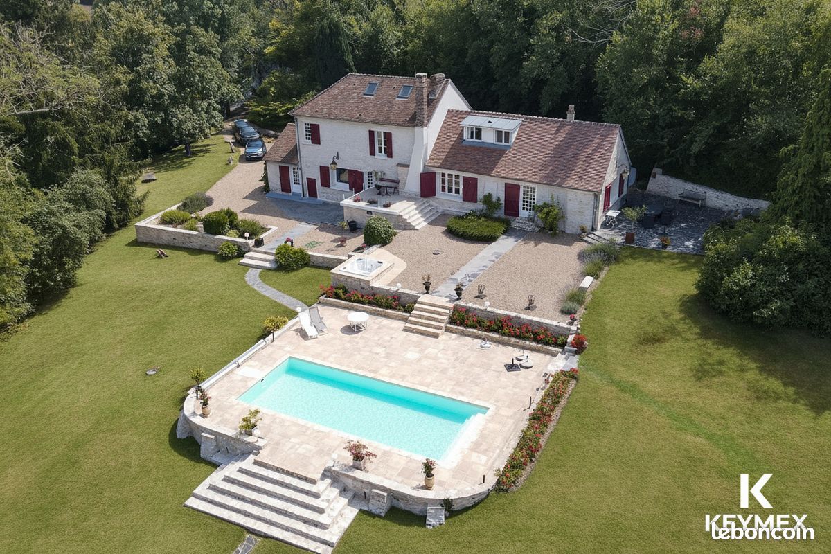 Maison 8 pièces 161 m² · à Tourly · 161 m² · 599 000 €