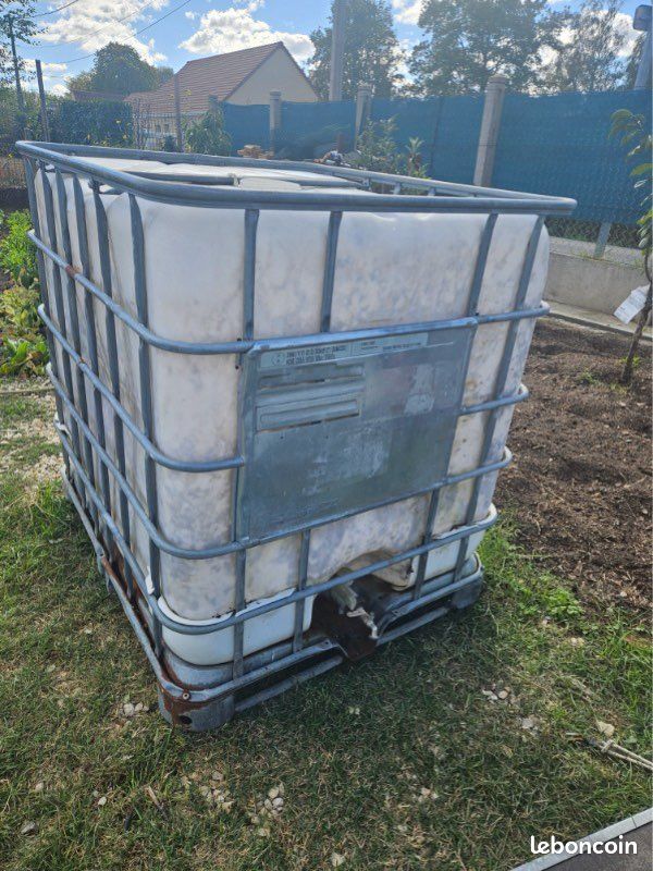 Vend cuve extérieur 1000L (image 2)