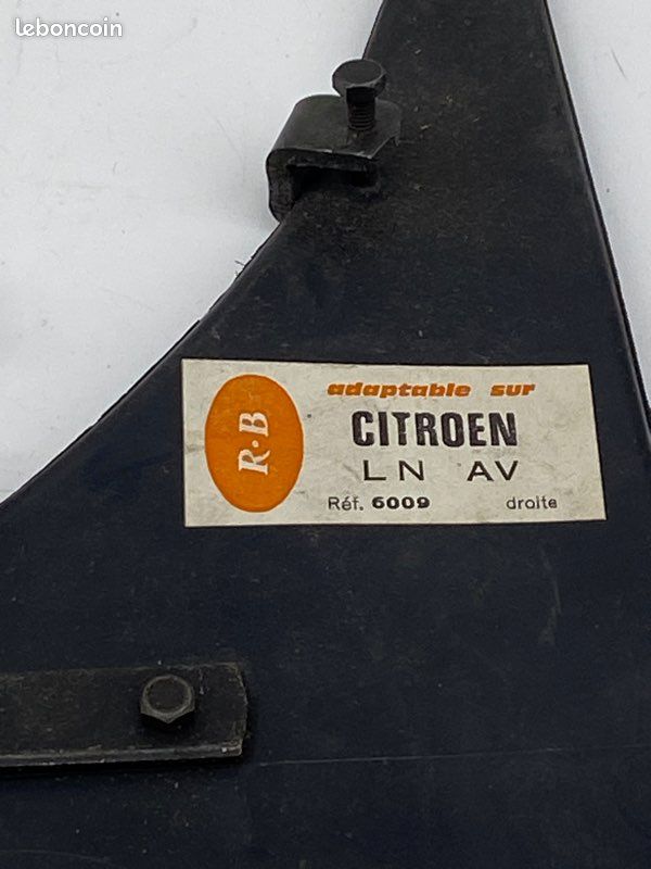 Jeu De Bavettes Avant Avec Catadioptres Pour Citroën Evasion - Marque R-B - Neuf (ancien Stock)