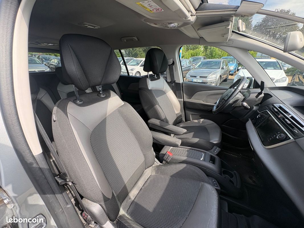 Citroën C4 Picasso GRAND C4 PICASSO 2.0HDI 150CH PACK EXCLUSIVE EAT6 7 PLACES (image 15)