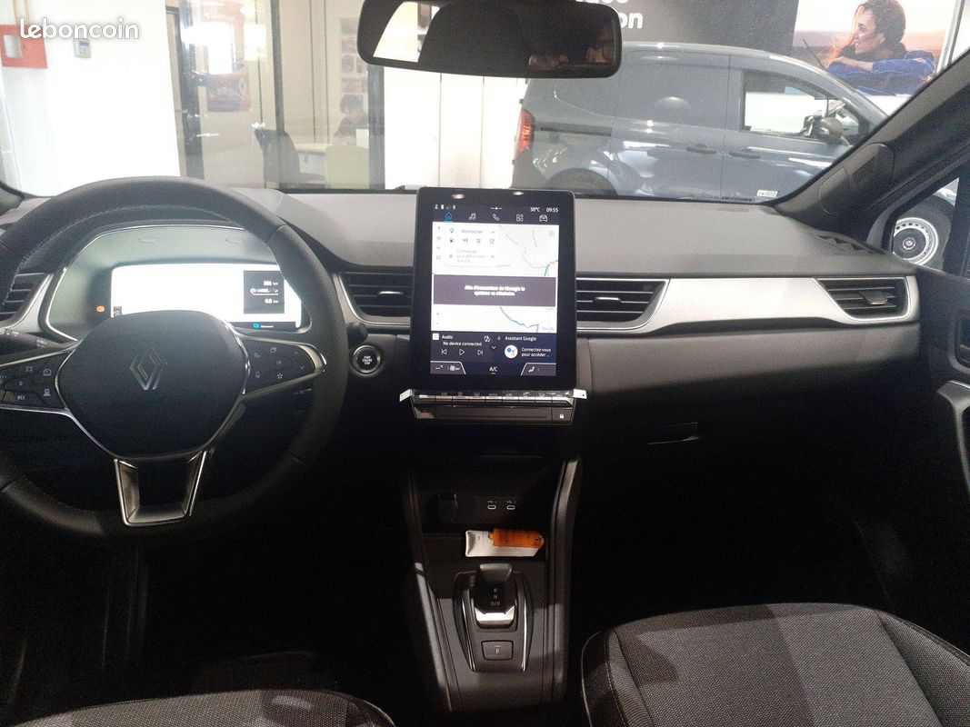 RENAULT Captur E-Tech full hybrid 160 ch Techno (image 10)