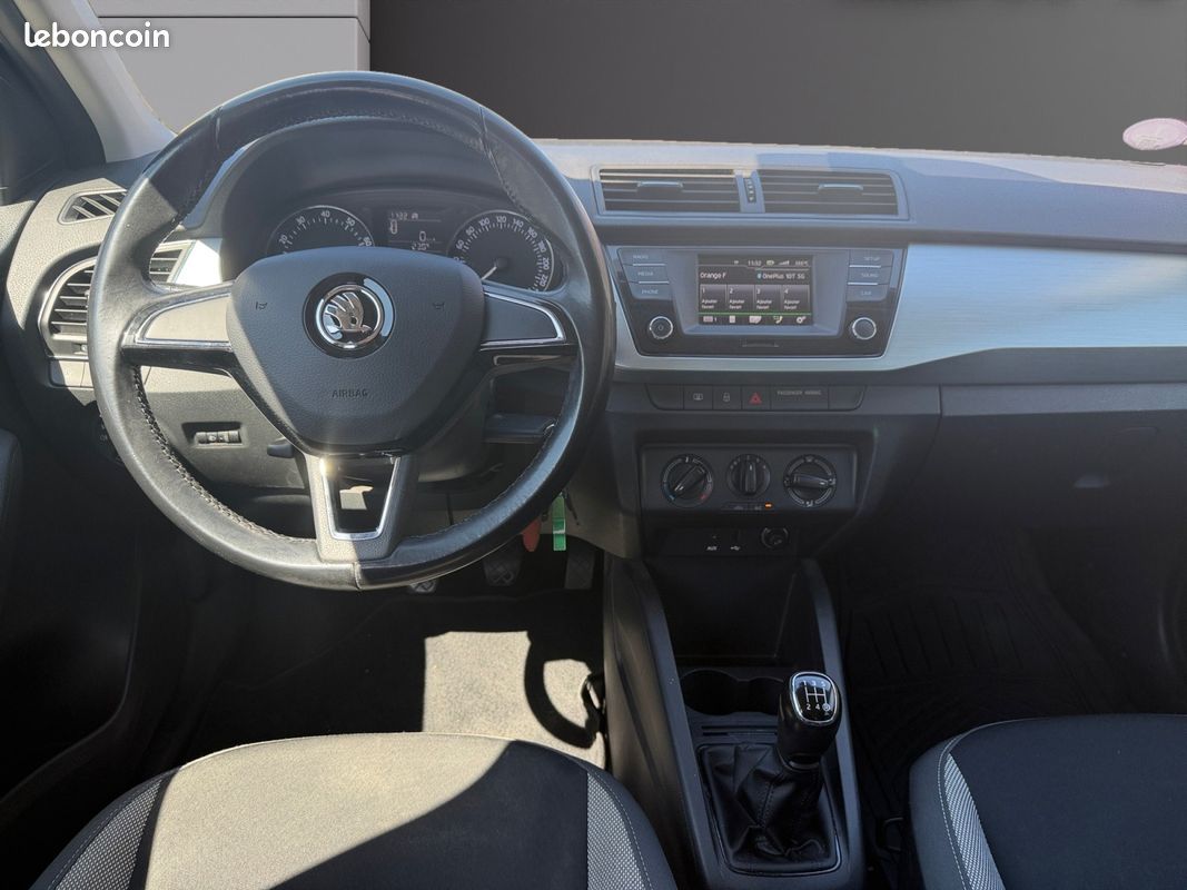 SKODA FABIA 1.0 MPI 75 ch Greentec Ambition (image 2)