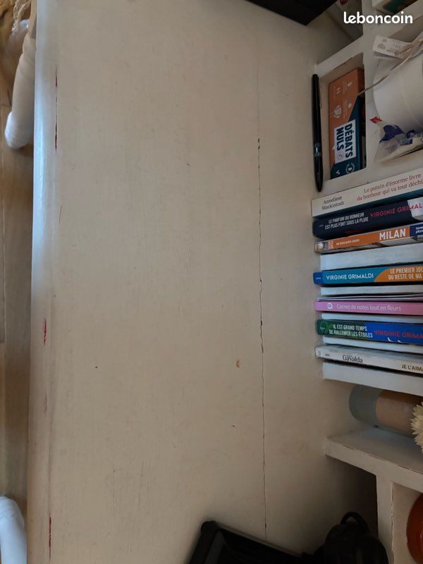 Bureau (image 2)