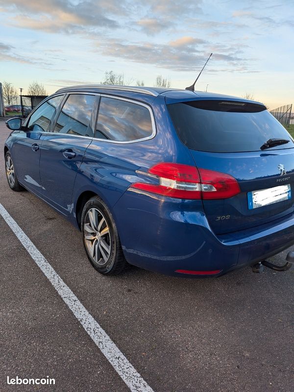Peugeot 308 SW Finition Allure (image 2)