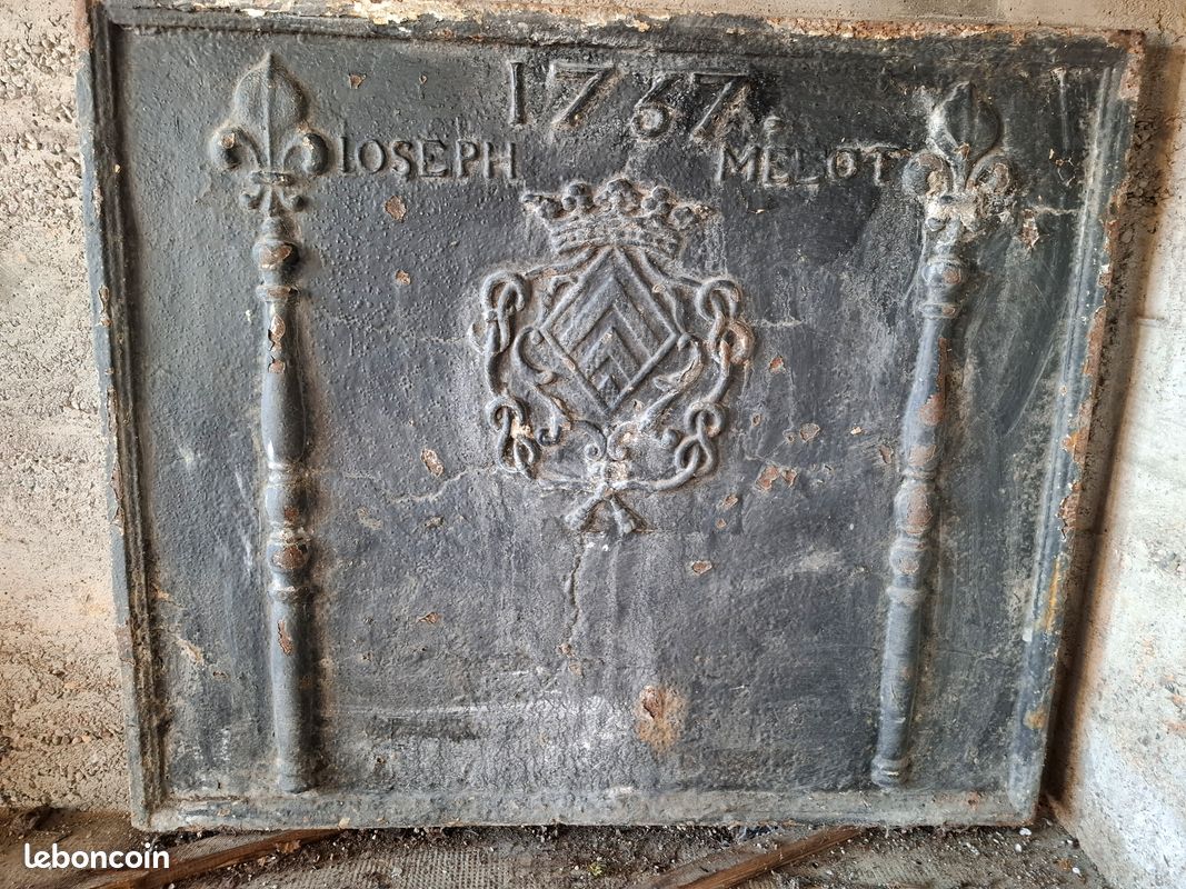 Plaque de cheminée ancienne en fonte 1767 (image 2)