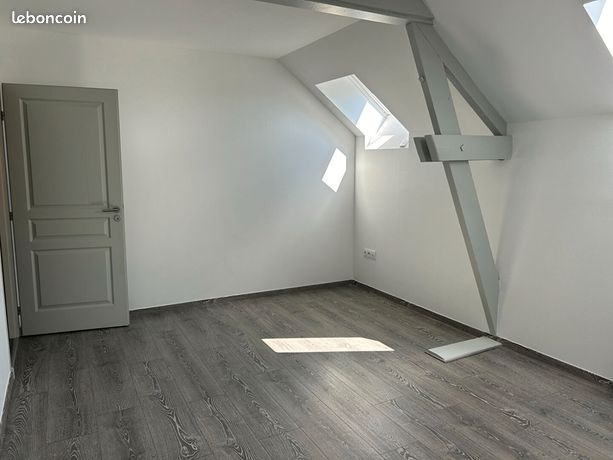 https://img.leboncoin.fr/api/v1/lbcpb1/images/11/6b/ac/116bac4f5989d6ed2b636ac28717ef1b5ec0a126.jpg?rule=ad-image