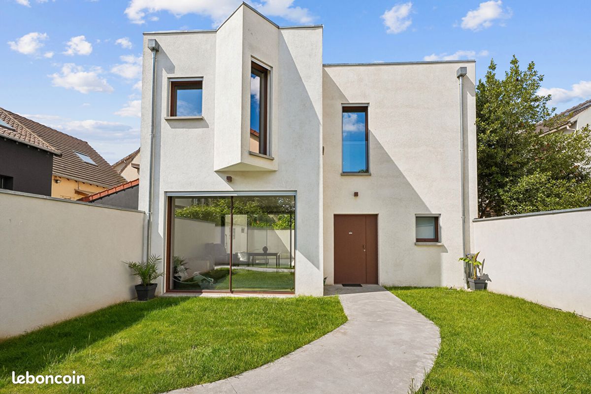 Maison 4 pièces 118 m² · à Colombes · 118 m² · 870 000 €